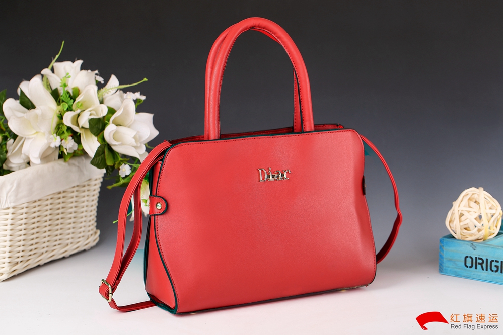 16553459368152.jpg 攝圖網_500766878_時尚女包(企業(yè)商用)_副本.jpg